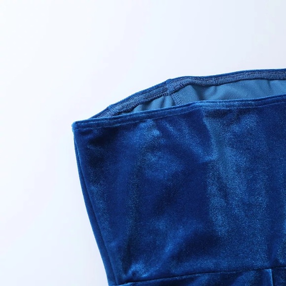 Blue Velvet High Slit Corset Maxi Gown - Picture 14 of 16